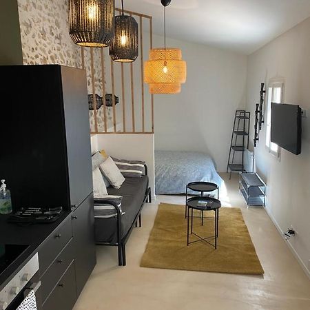 Petite Maison Typique De Ville Marseille Luaran gambar