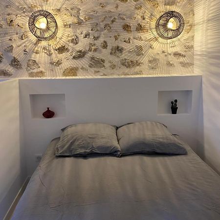 Petite Maison Typique De Ville Marseille Luaran gambar