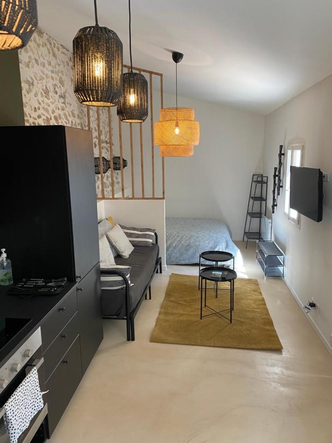 Petite Maison Typique De Ville Marseille Luaran gambar